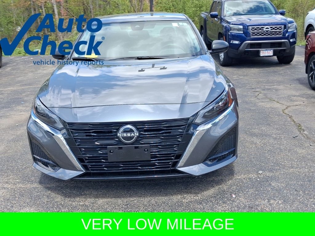 Certified 2025 Nissan