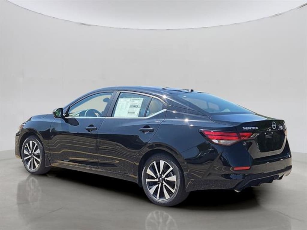 New 2025 Nissan Sentra SV