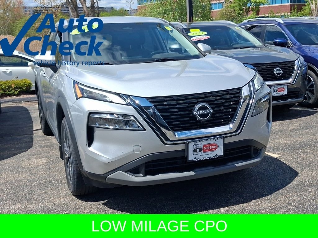 Certified 2023 Nissan