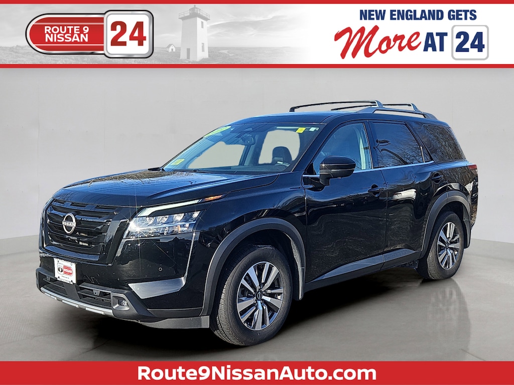 Used 2022 Nissan Pathfinder SL SUV