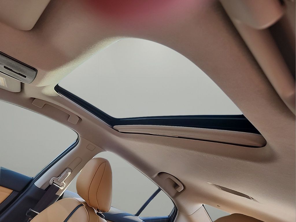 2025 Nissan Sentra SV - Photo 7