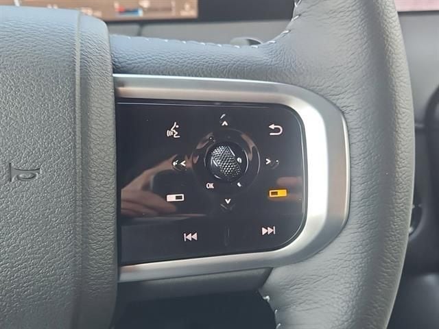 2025 Nissan Armada SL - Photo 13