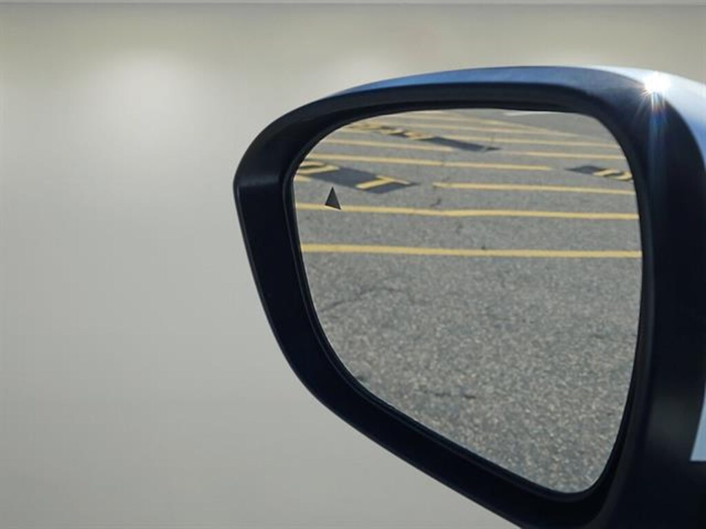 New 2025 Nissan Kicks SV Intelligent AWD