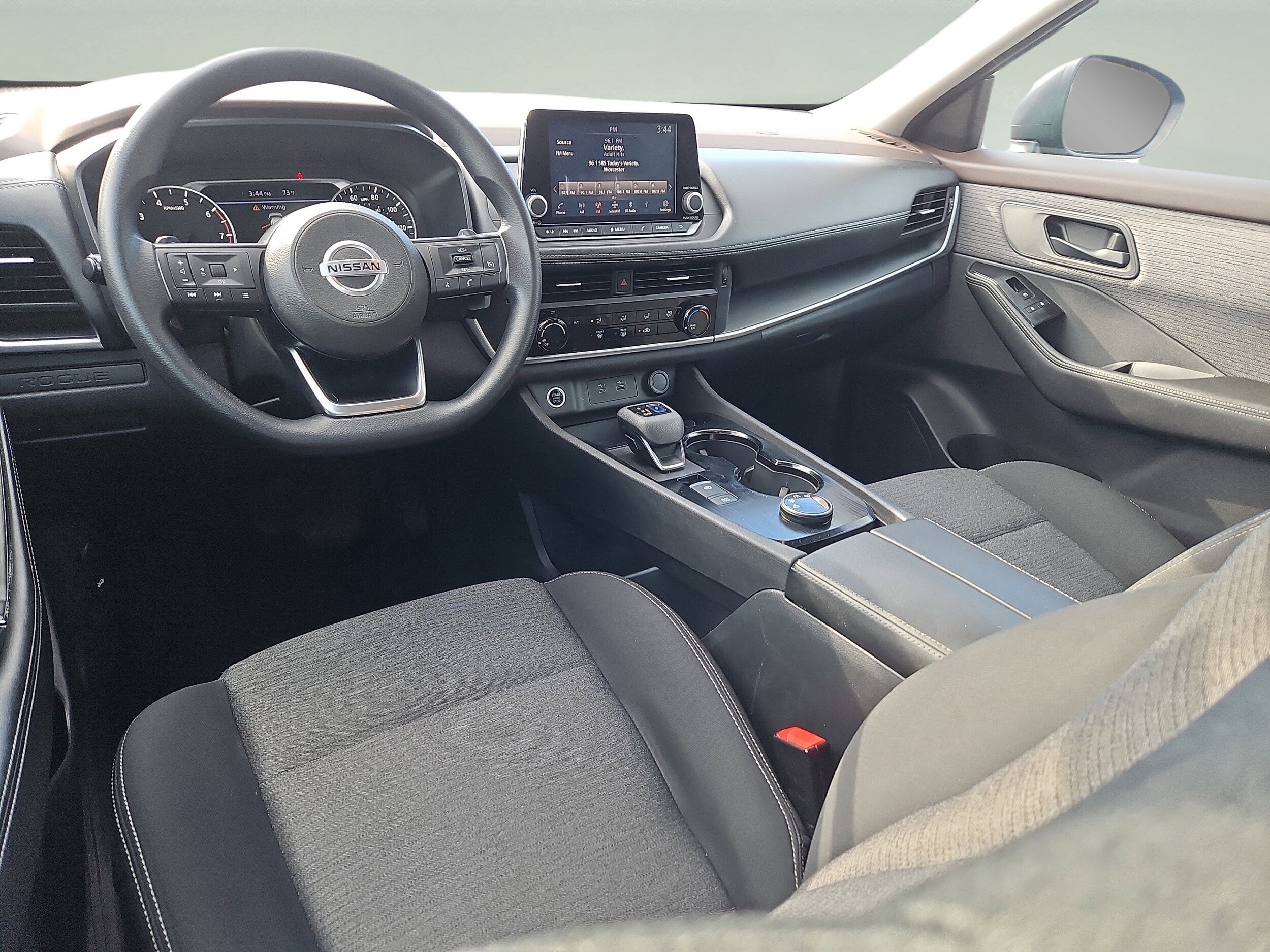 2021 Nissan Rogue S photo 2