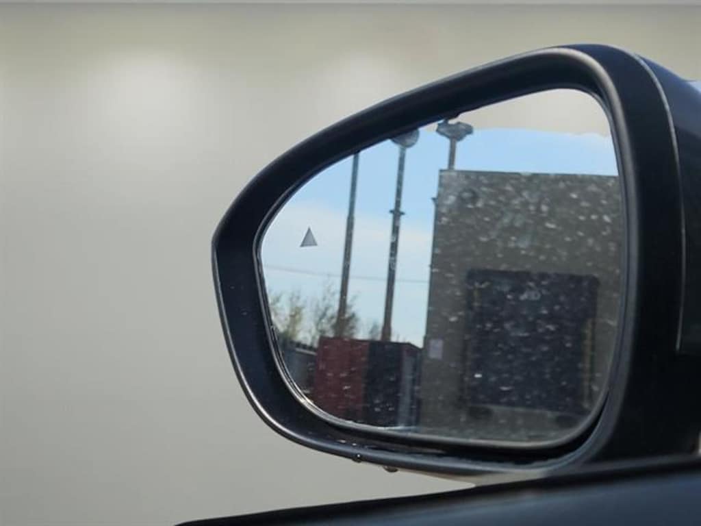 New 2025 Nissan Kicks SV Intelligent AWD