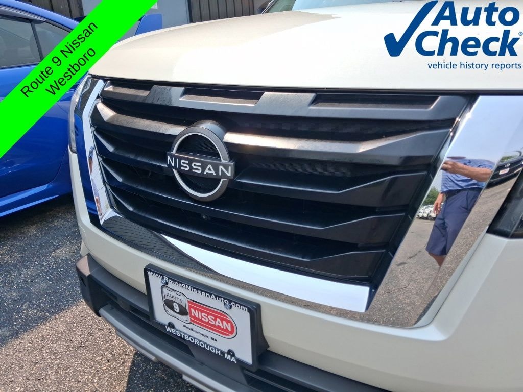 Used 2023 Nissan Pathfinder Platinum SUV