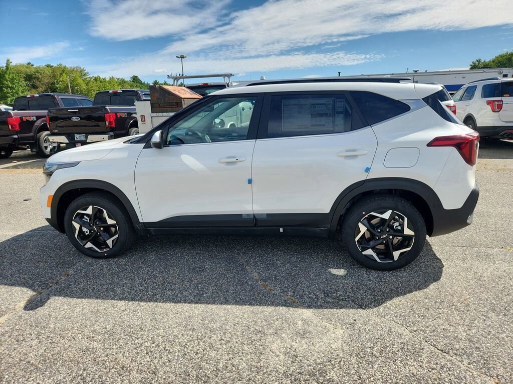 New 2026 Kia Seltos EX SUV