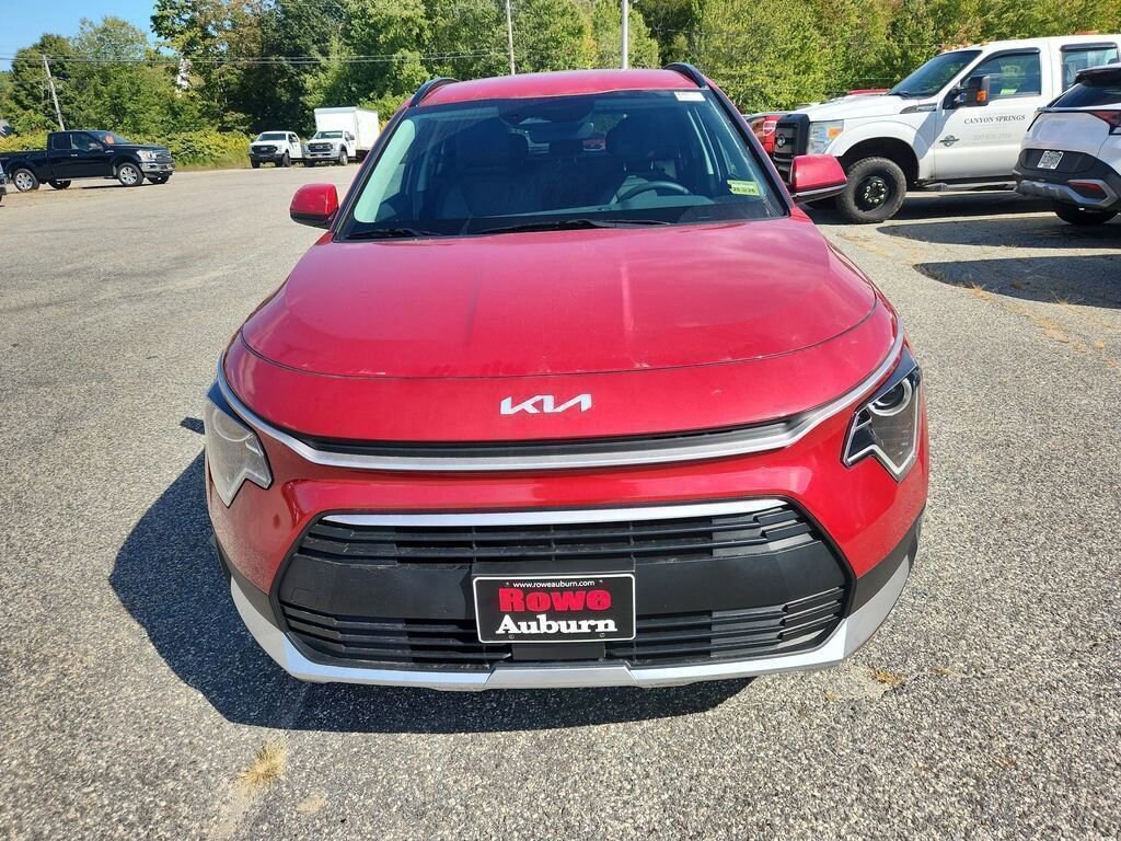 New 2025 Kia Niro EX SUV