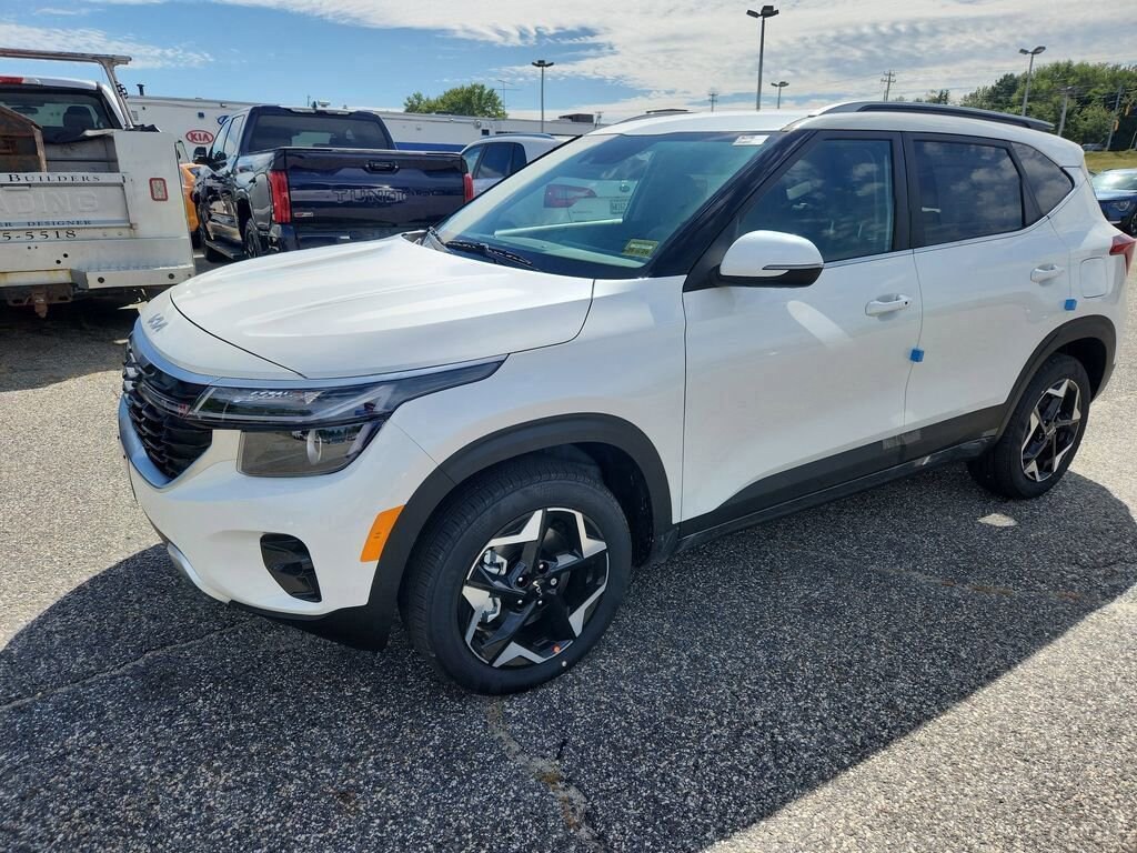 New 2026 Kia Seltos EX SUV
