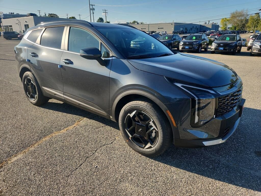 New 2026 Kia Sportage Hybrid EX SUV
