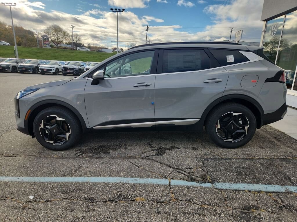New 2026 Kia Sportage EX SUV