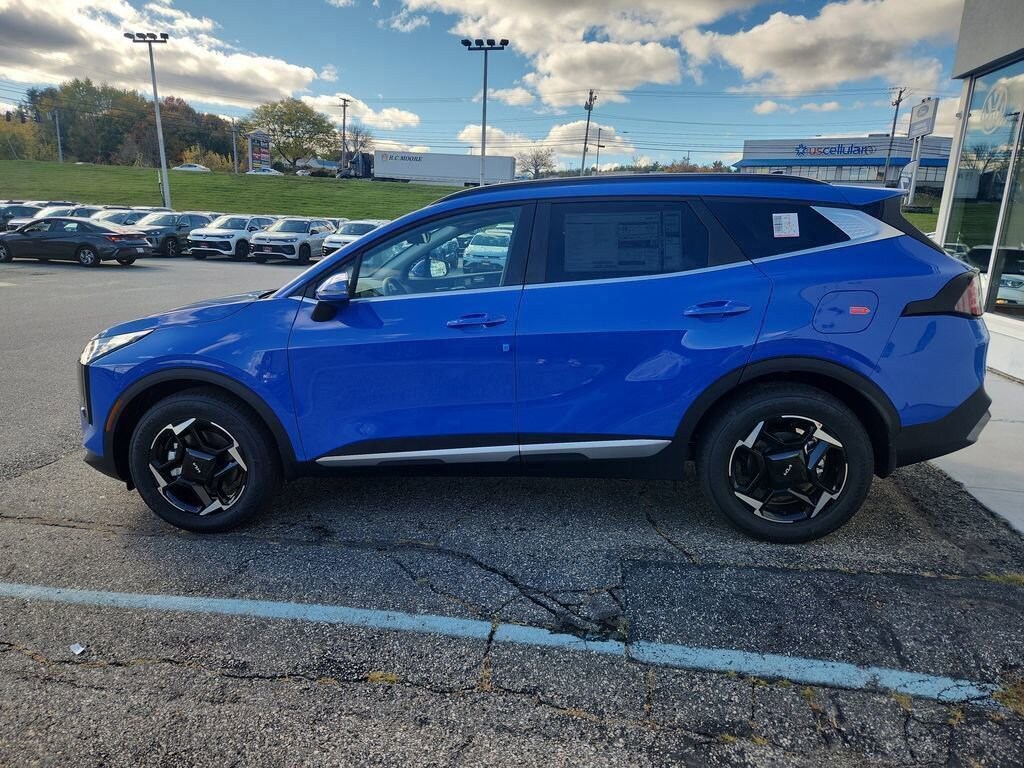 New 2026 Kia Sportage EX SUV
