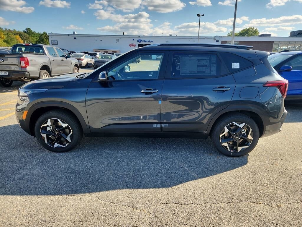 New 2026 Kia Seltos S SUV