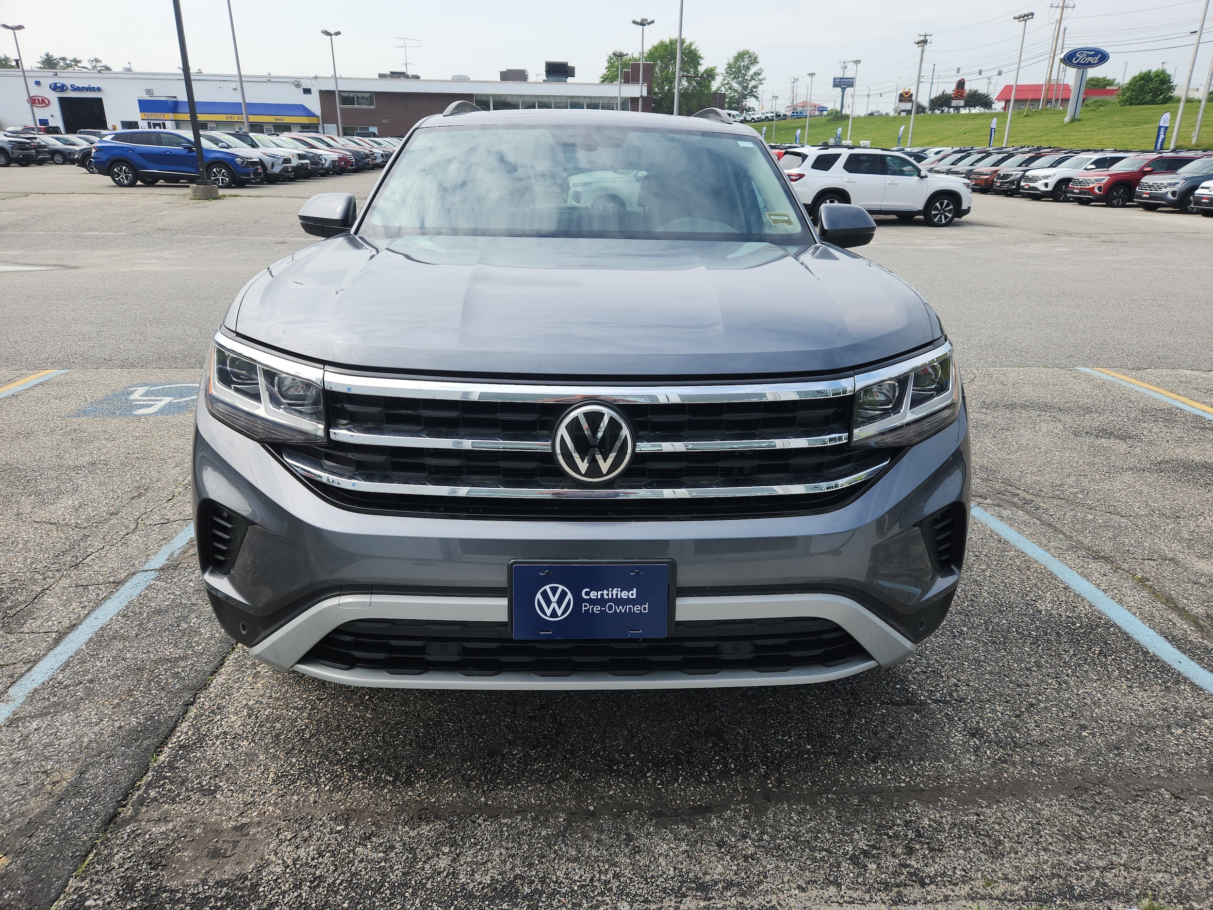Certified 2022 Volkswagen Atlas SE w/Tech with VIN 1V2KR2CA5NC534386 for sale in Auburn, ME