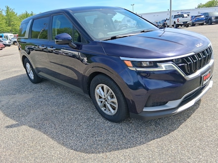 2023 Kia Carnival LX Van