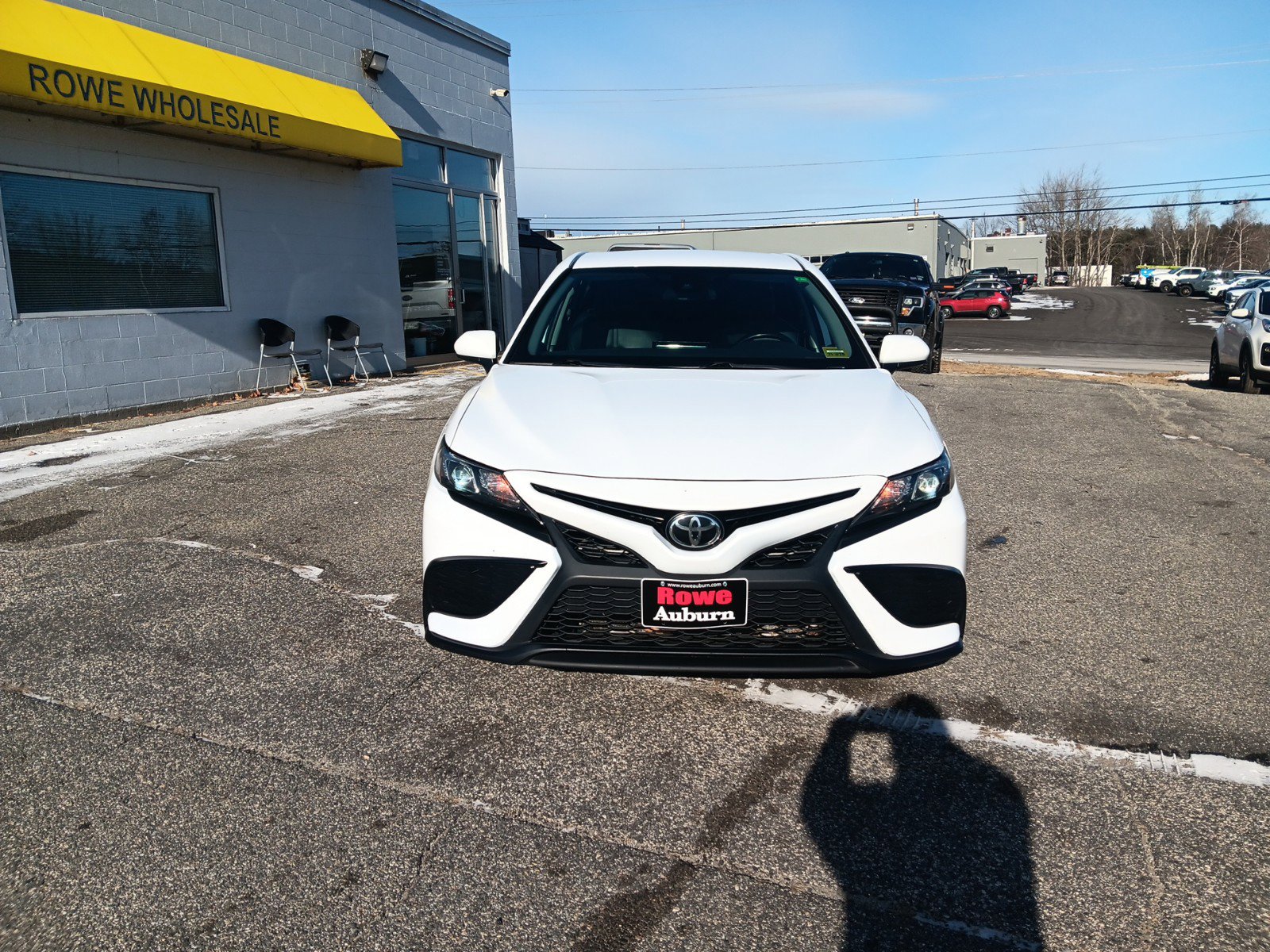 Certified 2021 Toyota Camry SE with VIN 4T1G11AK1MU540307 for sale in Auburn, ME