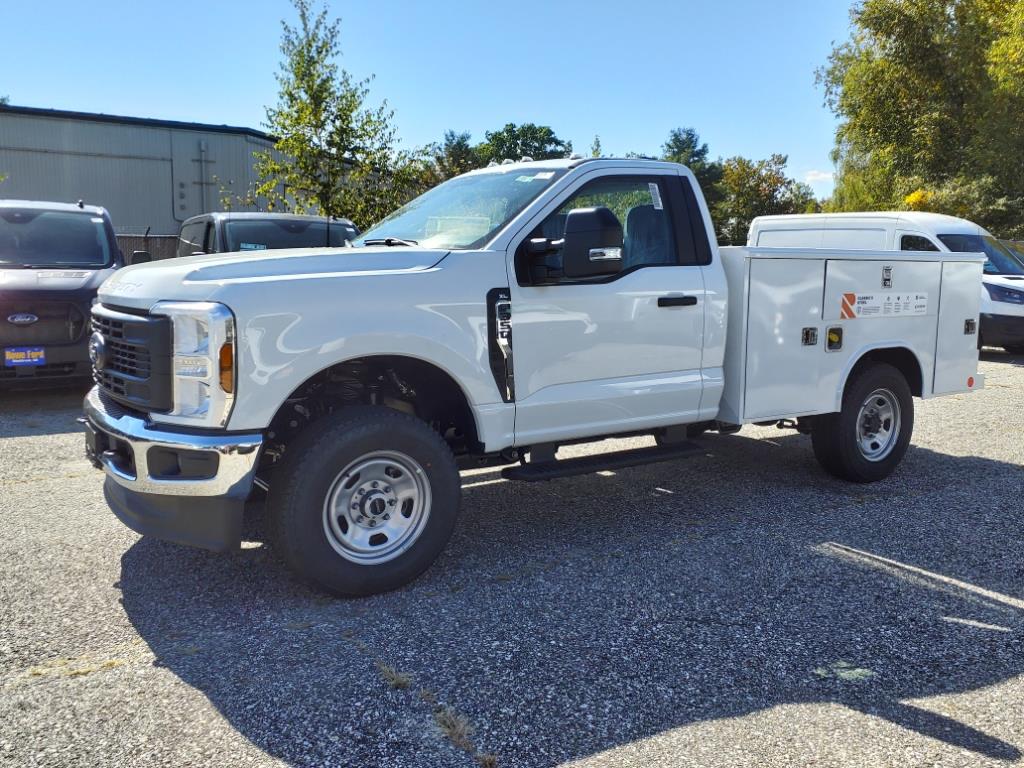 2024 Ford F-350 photo 4