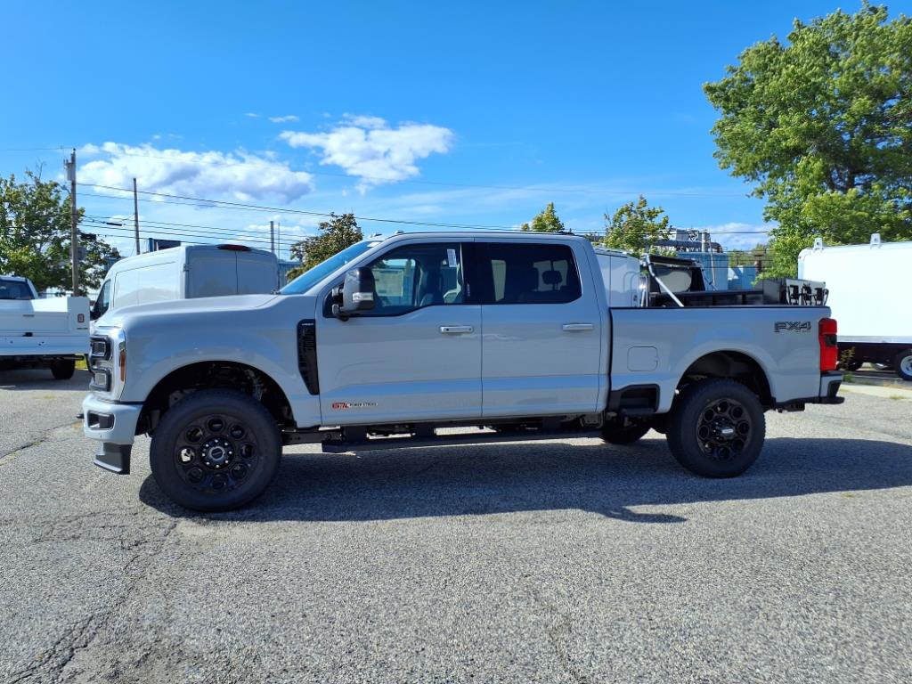 2026 Ford F-350 photo 3