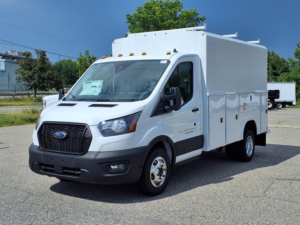 2025 Ford Transit photo 3