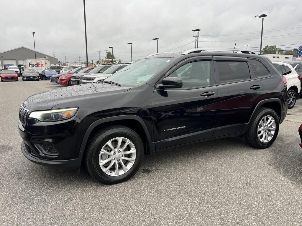 Used 2020 Jeep Cherokee Latitude SUV