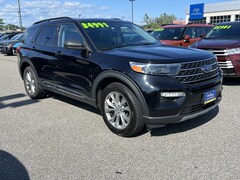 2023 Ford Explorer XLT SUV