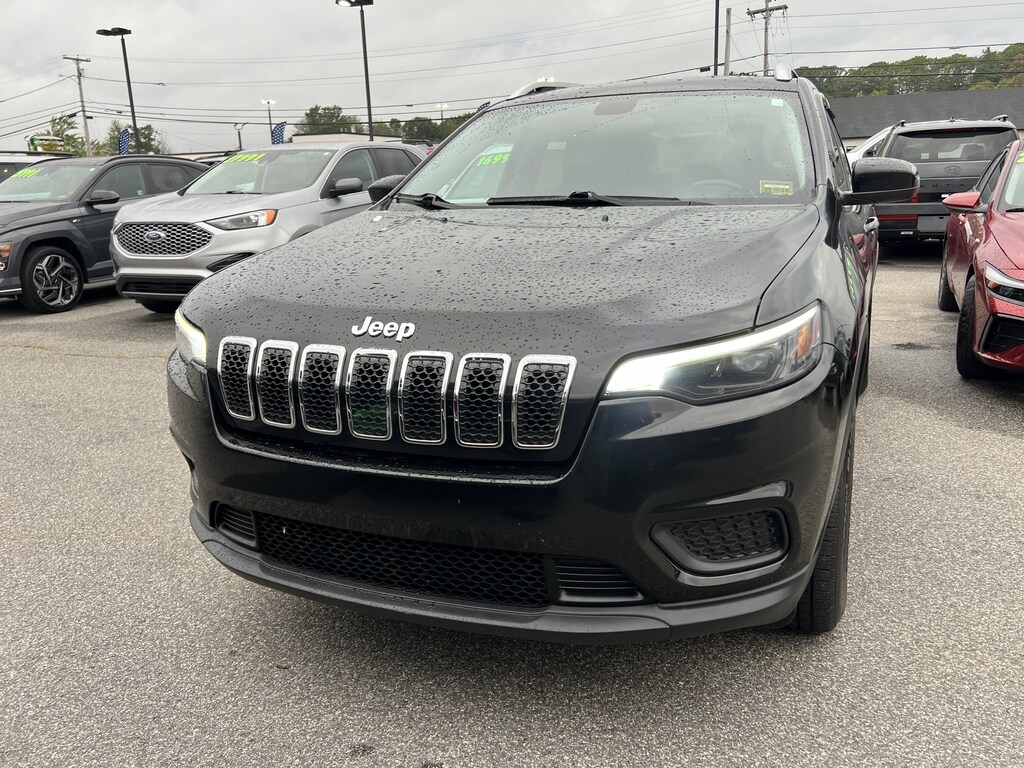 Used 2020 Jeep Cherokee Latitude SUV