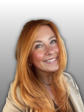 Staff member Lily MacPherson from ID_784a75ec526d