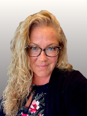 Staff member Danielle Devine from ID_7475af73f739