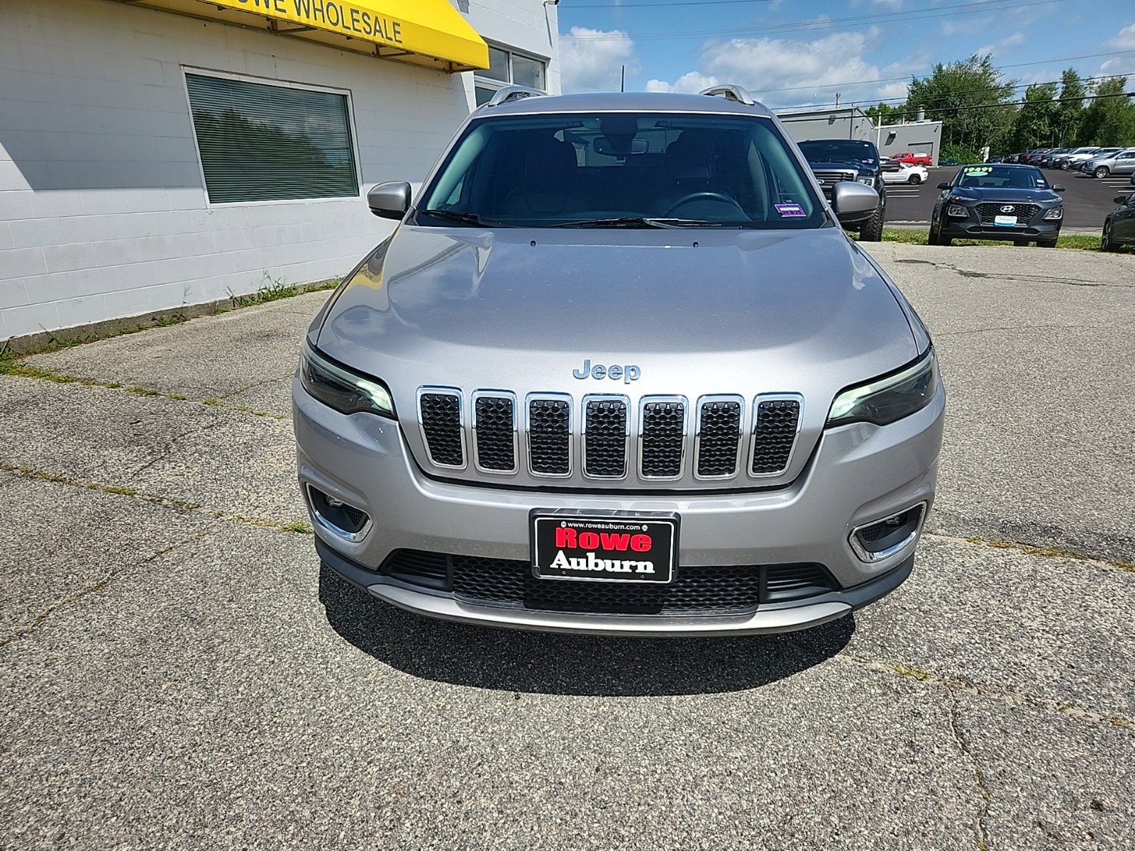 Used 2019 Jeep Cherokee Limited with VIN 1C4PJMDX2KD219001 for sale in Auburn, ME