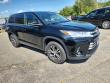 Used 2017 Toyota Highlander LE SUV