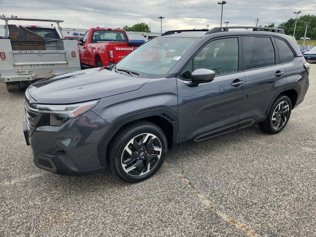 2025 Subaru Forester Limited photo 3