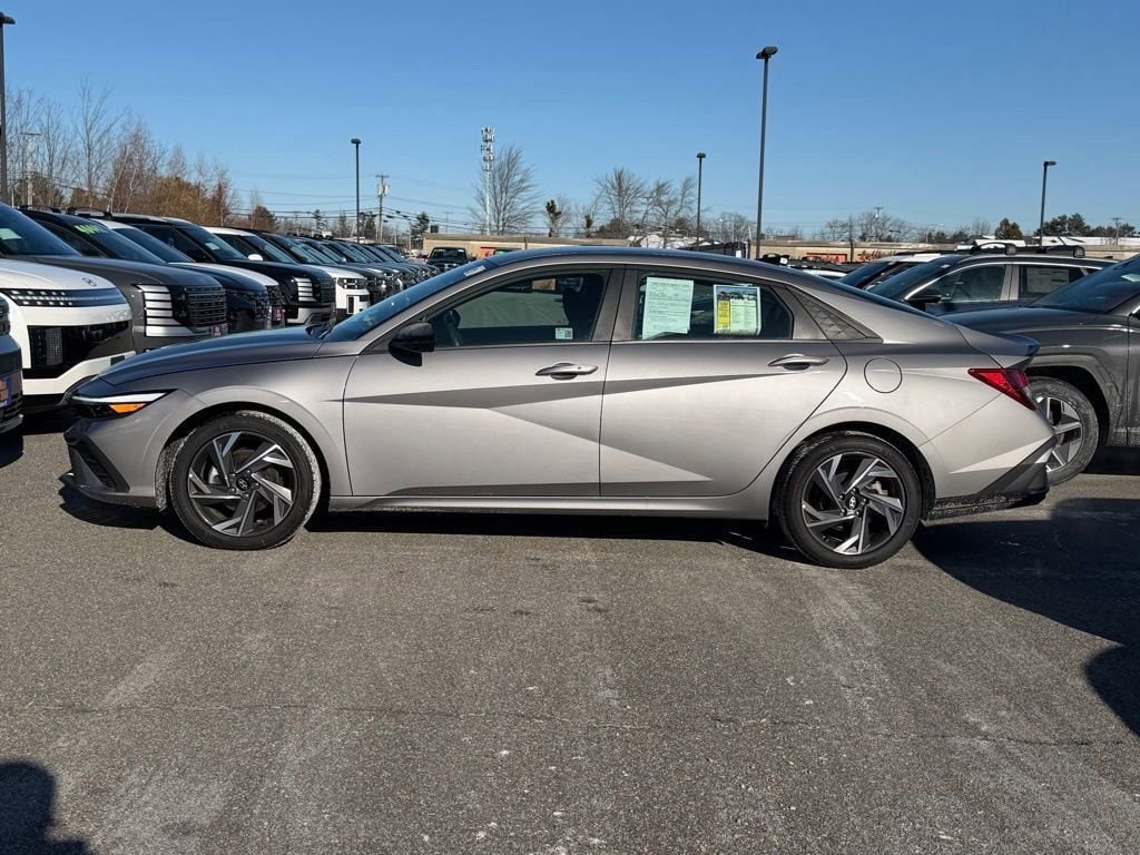 Used 2025 Hyundai Elantra SEL Sport Sedan