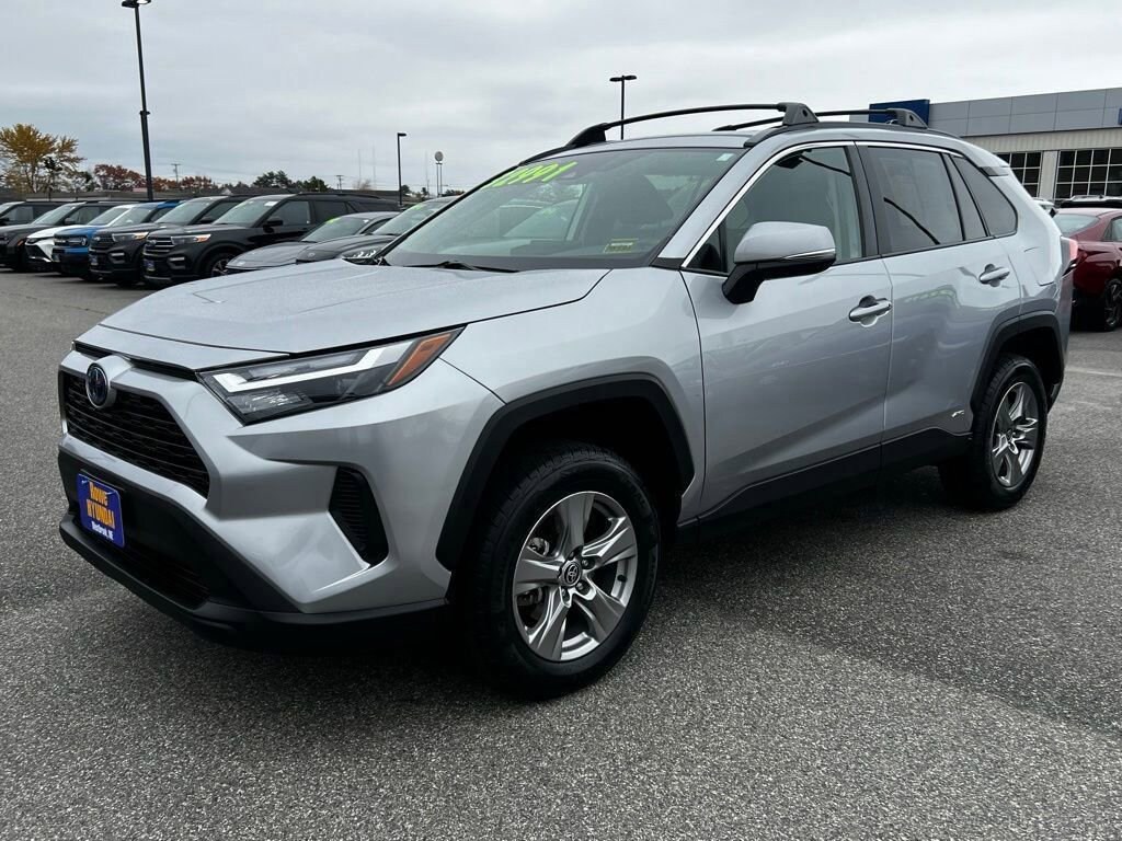 Used 2024 Toyota RAV4 Hybrid XLE SUV