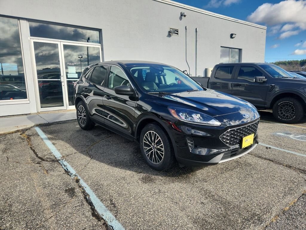 Used 2022 Ford Escape Plug-In Hybrid SE SUV