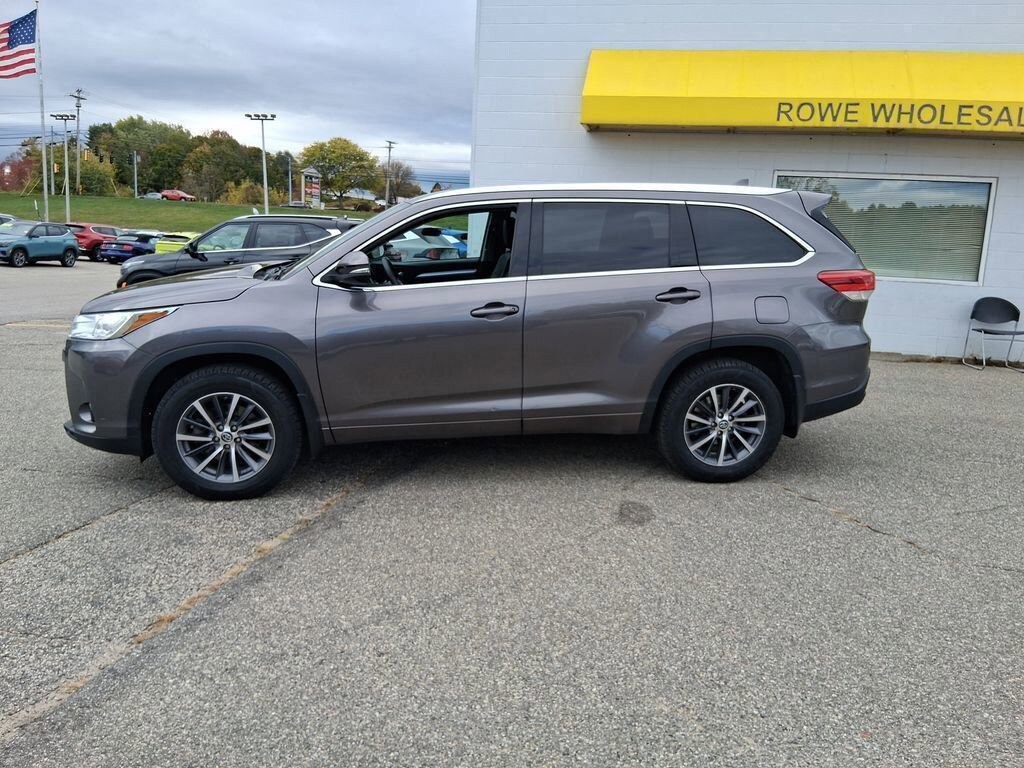 Used 2018 Toyota Highlander XLE SUV