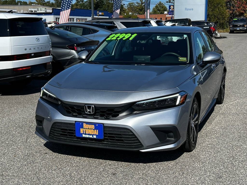 2024 Honda Civic LX Hatchback photo 2