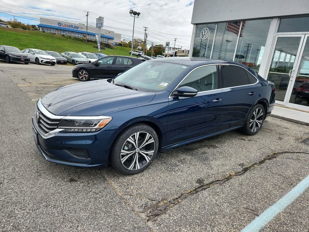 Used 2022 Volkswagen Passat 2.0T SE Sedan