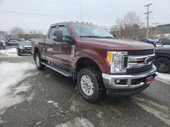 2017 Ford F-250SD XLT Truck