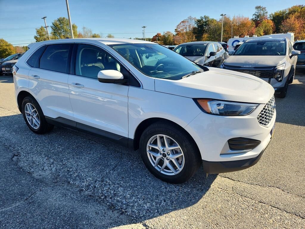 Used 2024 Ford Edge SEL SUV