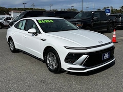 2025 Hyundai Sonata SE Sedan