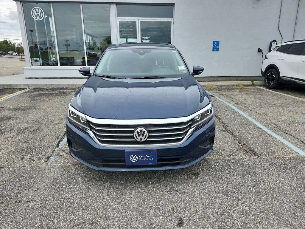Used 2022 Volkswagen Passat 2.0T SE Sedan