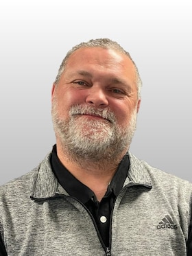 Staff member Tom Hartin from c3dd91123f81