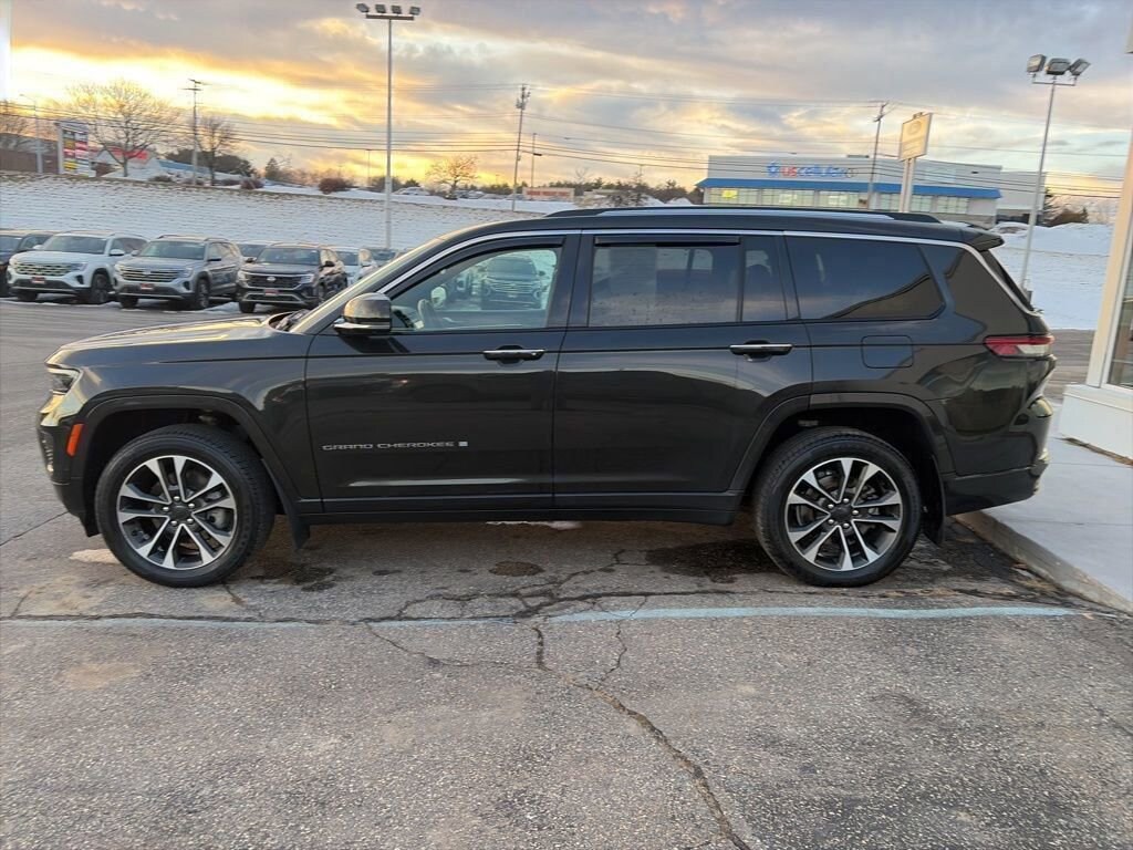 Used 2022 Jeep Grand Cherokee L Overland SUV