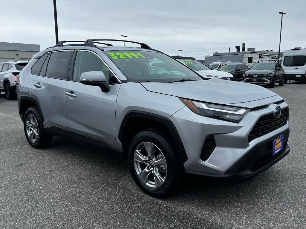 Used 2024 Toyota RAV4 Hybrid XLE SUV