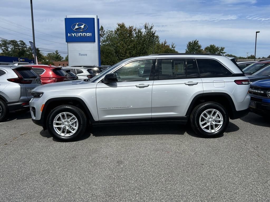 Used 2025 Jeep Grand Cherokee Laredo SUV