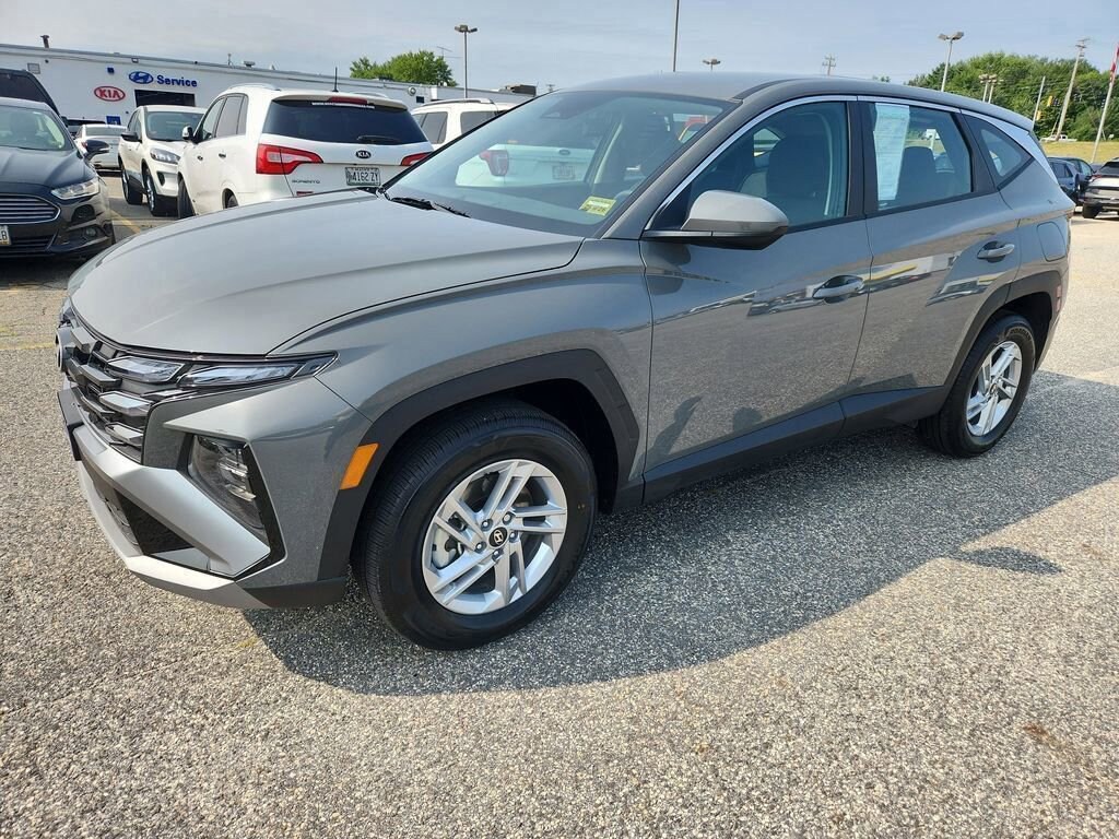 Used 2025 Hyundai Tucson SE SUV