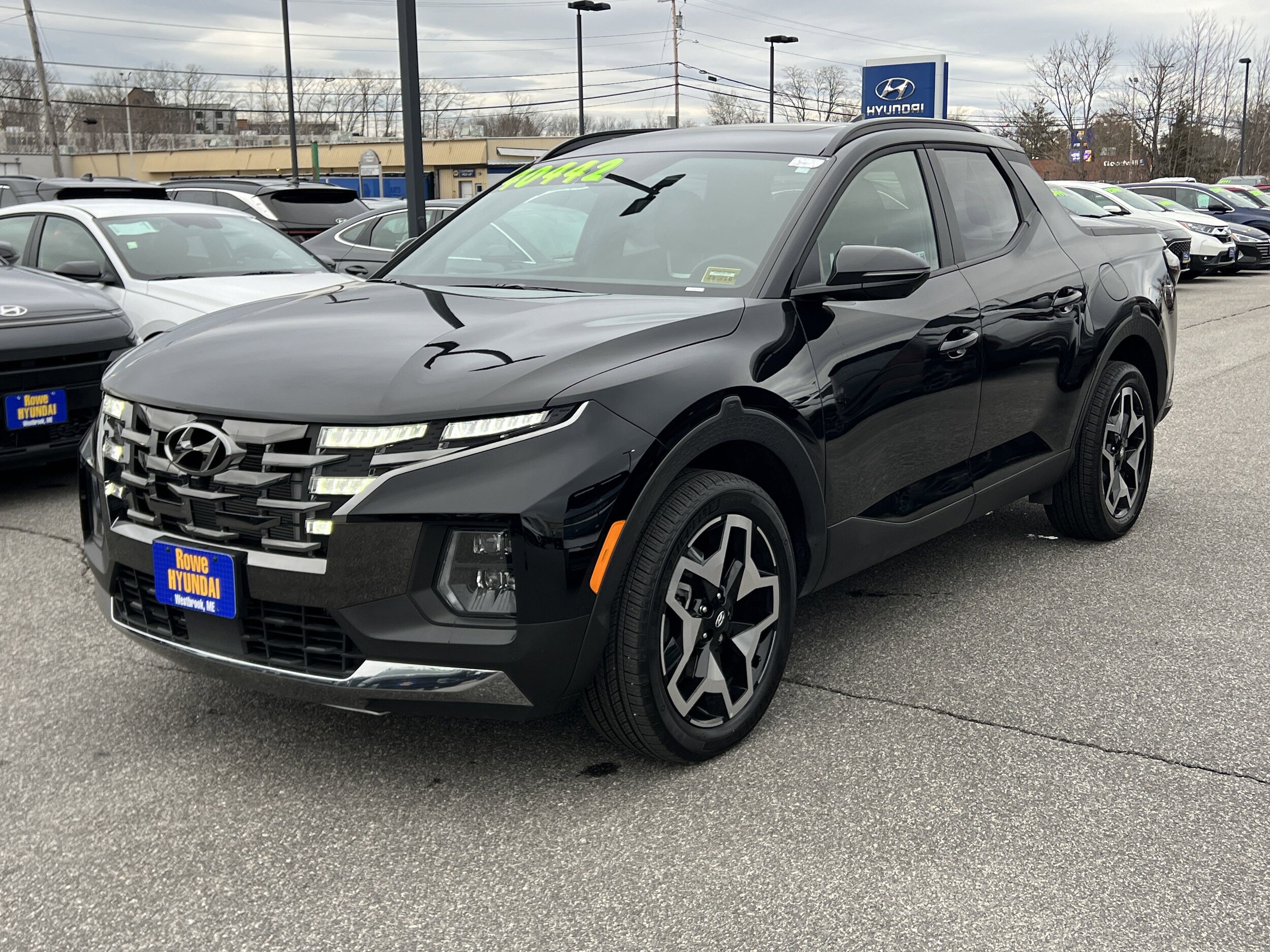 2024 Hyundai Santa Cruz Limited photo 3