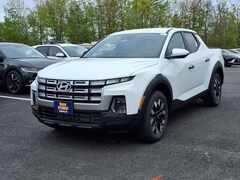 2025 Hyundai Santa Cruz SE Truck