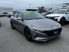 2022 Hyundai Elantra Hybrid Blue Sedan