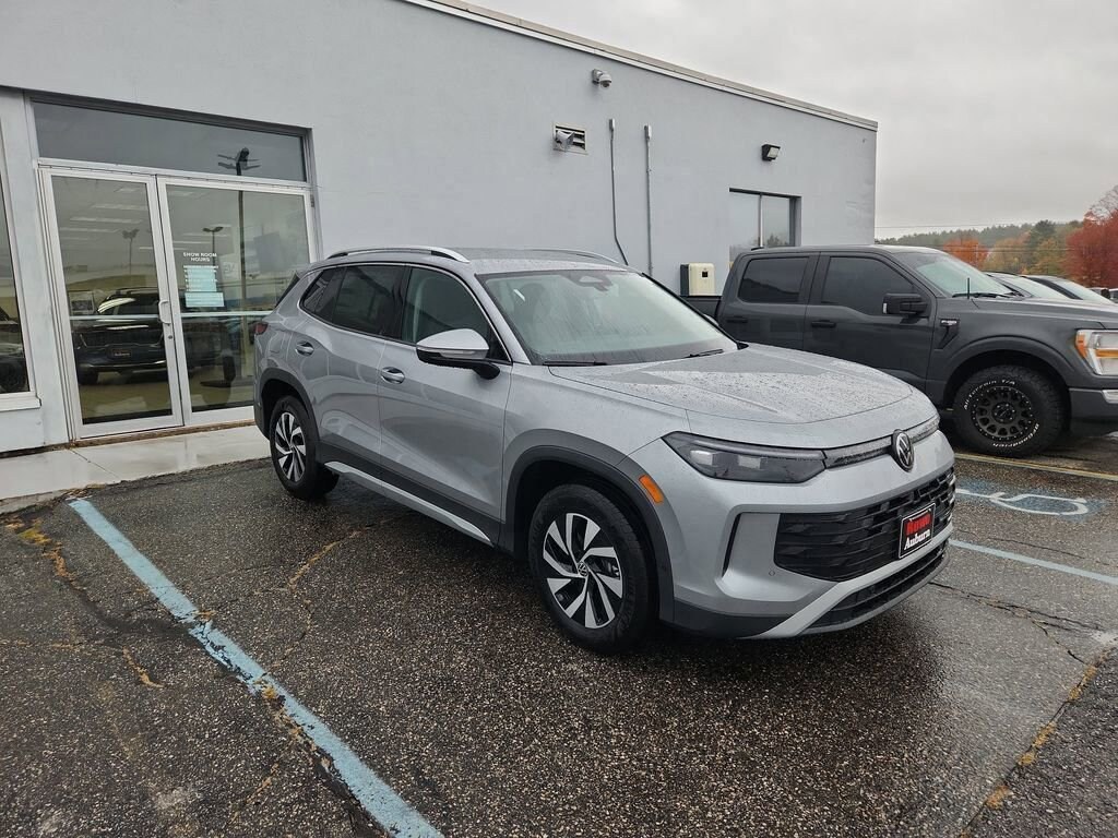 New 2025 Volkswagen Tiguan 2.0T S SUV